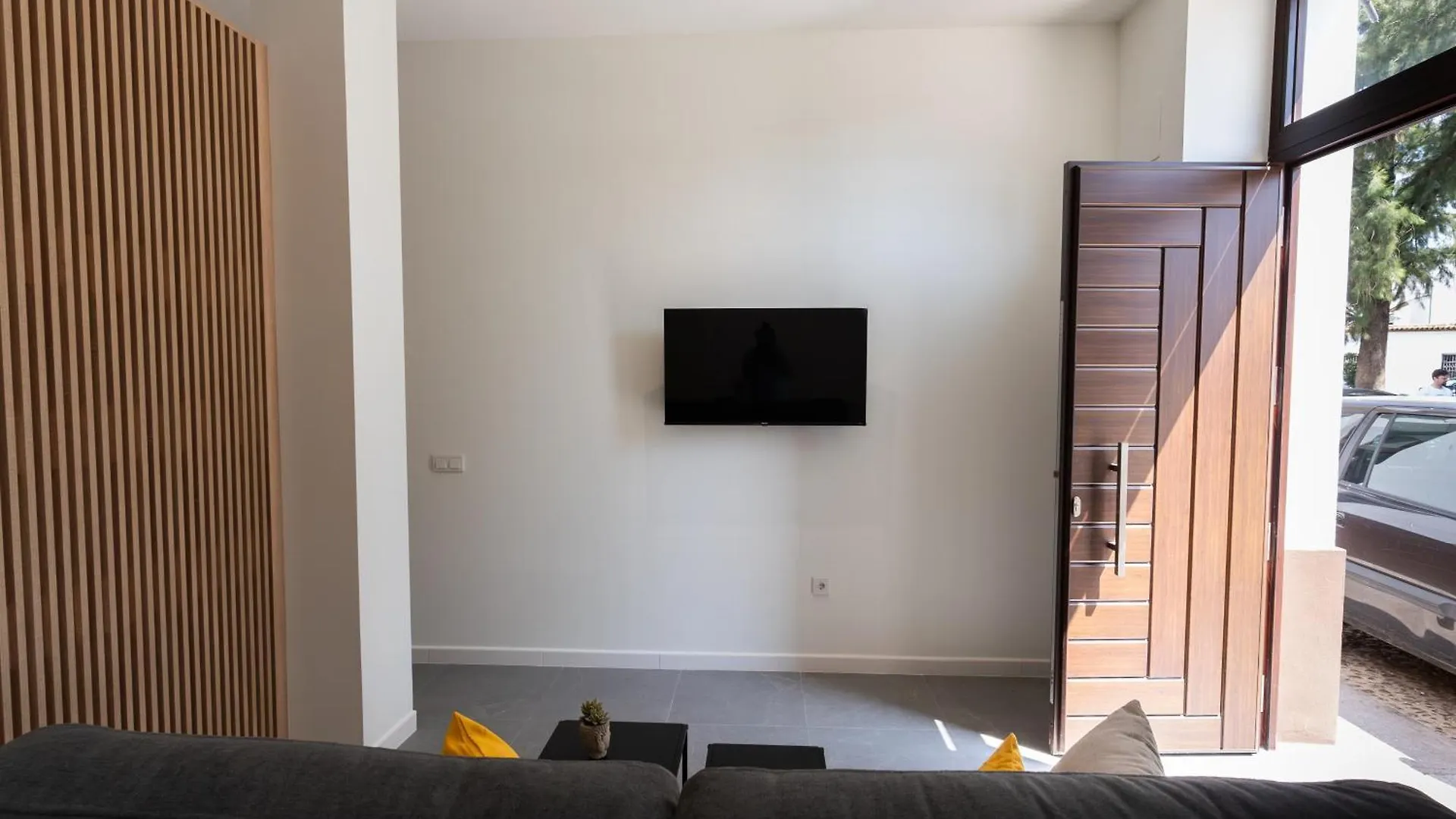 Lofts Jumaral - La Magdalena contacts